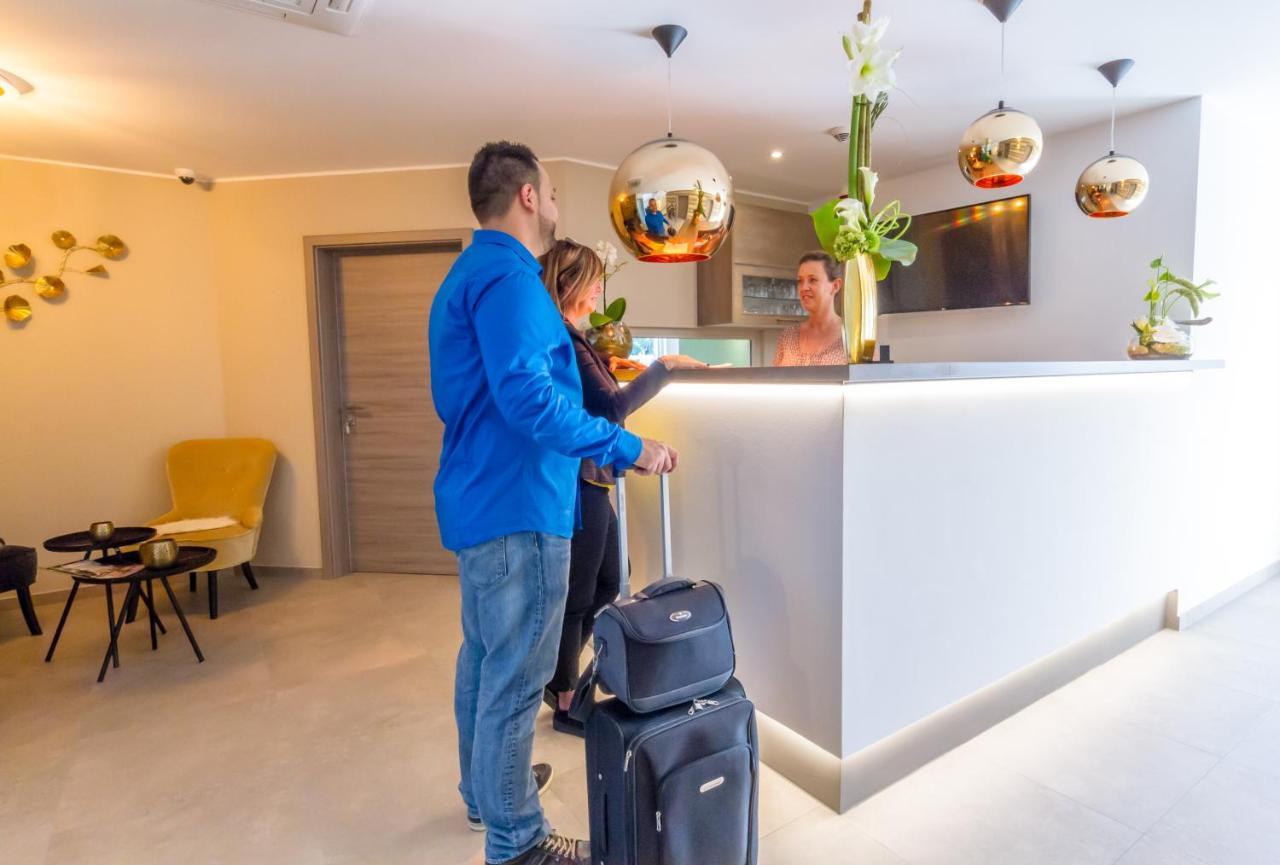 Manavahotel هيرستال المظهر الخارجي الصورة